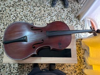 Violonchelo Josefa Charlotte Maillot 1845
