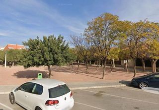 Chalet en venta en Novelda