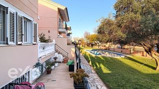 Chalet en venta en Campolivar en Godella