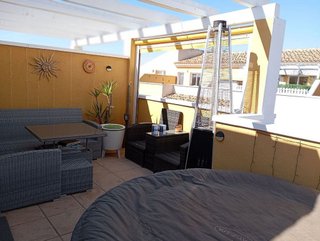 Casa adosada en venta en Catral