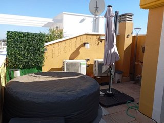 Casa adosada en venta en Catral