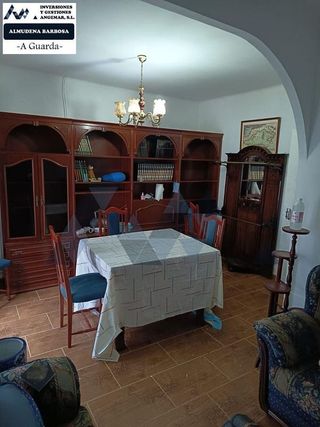 Casa adosada en venta en Guarda (A)