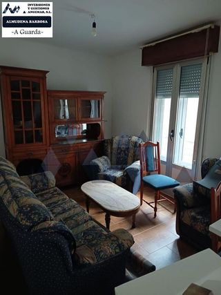 Casa adosada en venta en Guarda (A)