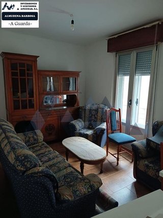 Casa adosada en venta en Guarda (A)