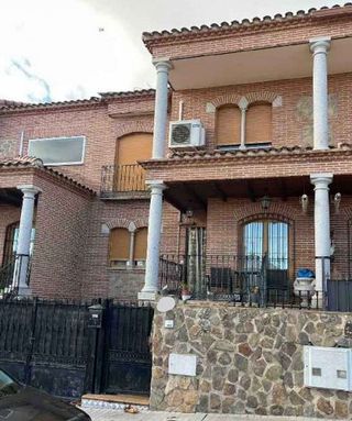 Casa adosada en venta en Azucaica - Santa María de Benquerencia en Toledo