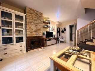 Casa adosada en venta en Camarma de Esteruelas