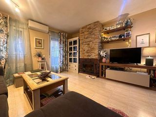 Casa adosada en venta en Camarma de Esteruelas