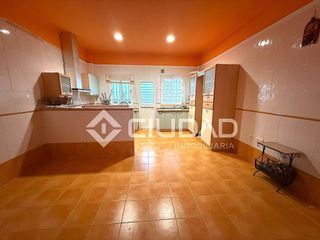 Casa adosada en venta en Centro-Calzada-Cabo Noval en Sanlúcar de Barrameda