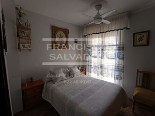 Casa adosada en venta en Lucena