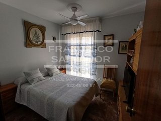 Casa adosada en venta en San Francisco en Lucena