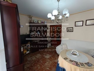 Casa adosada en venta en San Francisco en Lucena