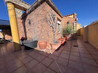 Casa adosada en venta en Villena