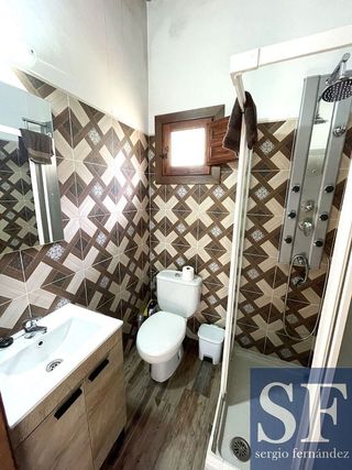 Casa adosada en venta en Sayalonga