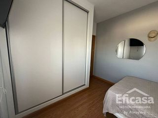 Casa adosada en venta en Tomelloso