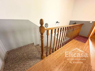 Casa adosada en venta en Tomelloso