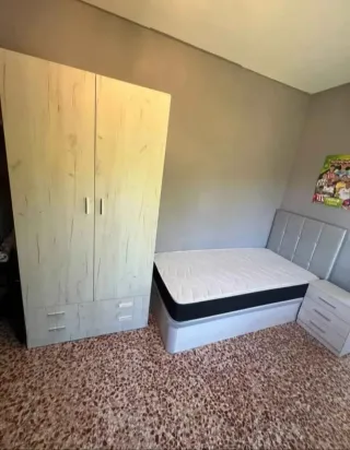 Armarios de madera disponible en varias medidas