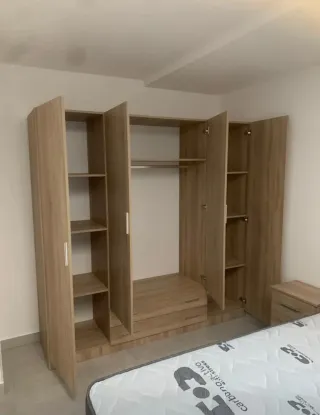 Armarios de madera disponible en varias medidas