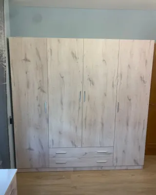 Armarios de madera disponible en varias medidas