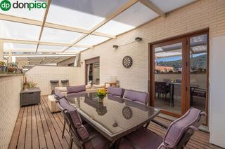 Casa adosada en venta en Crta. De la Sierra en Granada