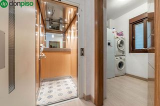 Casa adosada en venta en Crta. De la Sierra en Granada