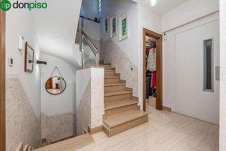 Casa adosada en venta en Crta. De la Sierra en Granada