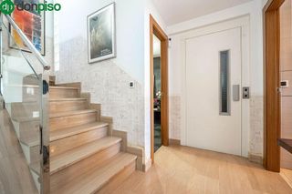 Casa adosada en venta en Crta. De la Sierra en Granada