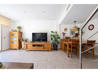 Casa adosada en venta en Bardají-Molí de Baix en Cubelles