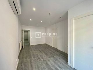 Piso en venta en Sant Antoni en Barcelona