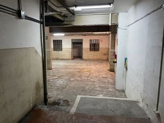 Local comercial en venta en Fondo en Santa Coloma de Gramanet