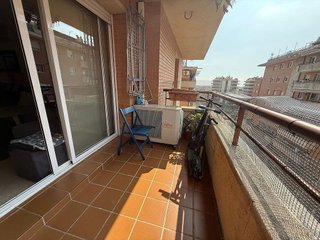 Piso en venta en Can Roca-Muntanyeta en Castelldefels