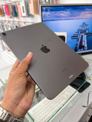 iPad Air 5ª Gen 64GB Wifi Gris (A2588)