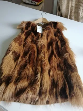 Chaleco pelo marrón Stradivarius Talla L