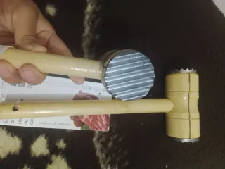 Martillo de carne madera y aluminio