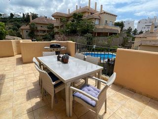 Piso en venta en Los Naranjos - Las Brisas en Marbella