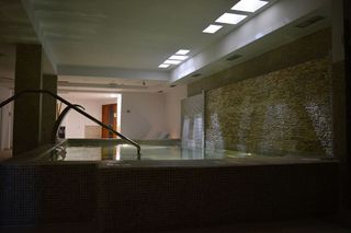 Piso en venta en Los Naranjos - Las Brisas en Marbella