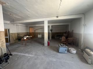 Local comercial en venta en Centro Ciudad en Manises