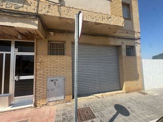 Local comercial en venta en Centro Ciudad en Manises