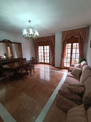 Piso en venta en Lucena