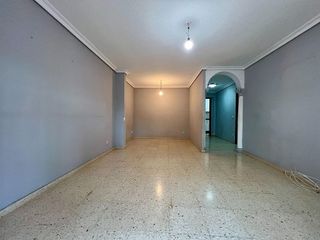 Piso en venta en Poniente-Norte - Miralbaida - Parque Azahara en Córdoba