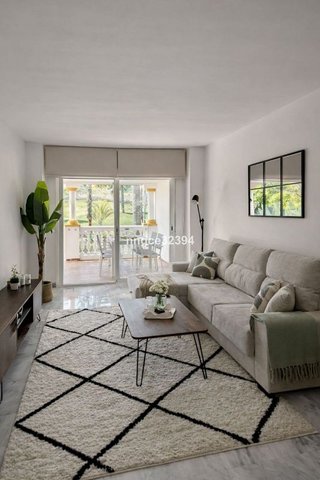 Piso en venta en Nueva Andalucía centro en Marbella
