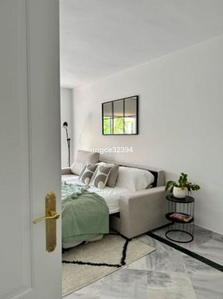 Piso en venta en Nueva Andalucía centro en Marbella