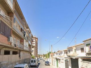 Piso en venta en Polígono Cartuja – La Paz en Granada