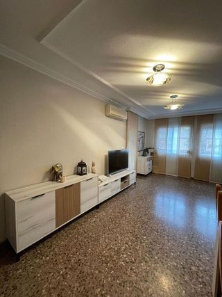 Piso en venta en El Mercado en Manises