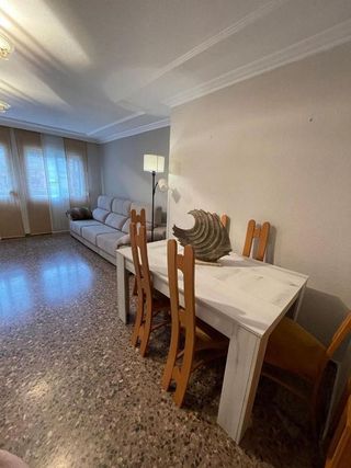 Piso en venta en El Mercado en Manises