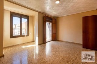Piso en venta en Núcleo Urbano en Pobla de Vallbona (la)