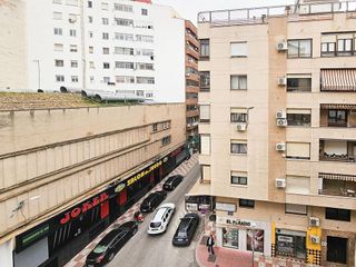 Piso en venta en Peñamefecit - Avda Barcelona en Jaén