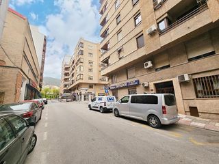 Piso en venta en Peñamefecit - Avda Barcelona en Jaén