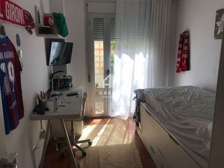 Piso en venta en Joc de la Bola - Camps d'Esports - Ciutat Jardí - Montcada en Lleida