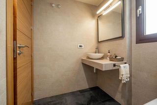 Casa adosada en venta en Crta. De la Sierra en Granada