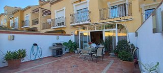 Casa adosada en venta en Zona Norte en Estepona